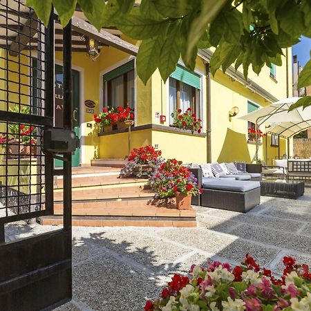 Hotel Villa Tiziana Venedik-Lido Dış mekan fotoğraf
