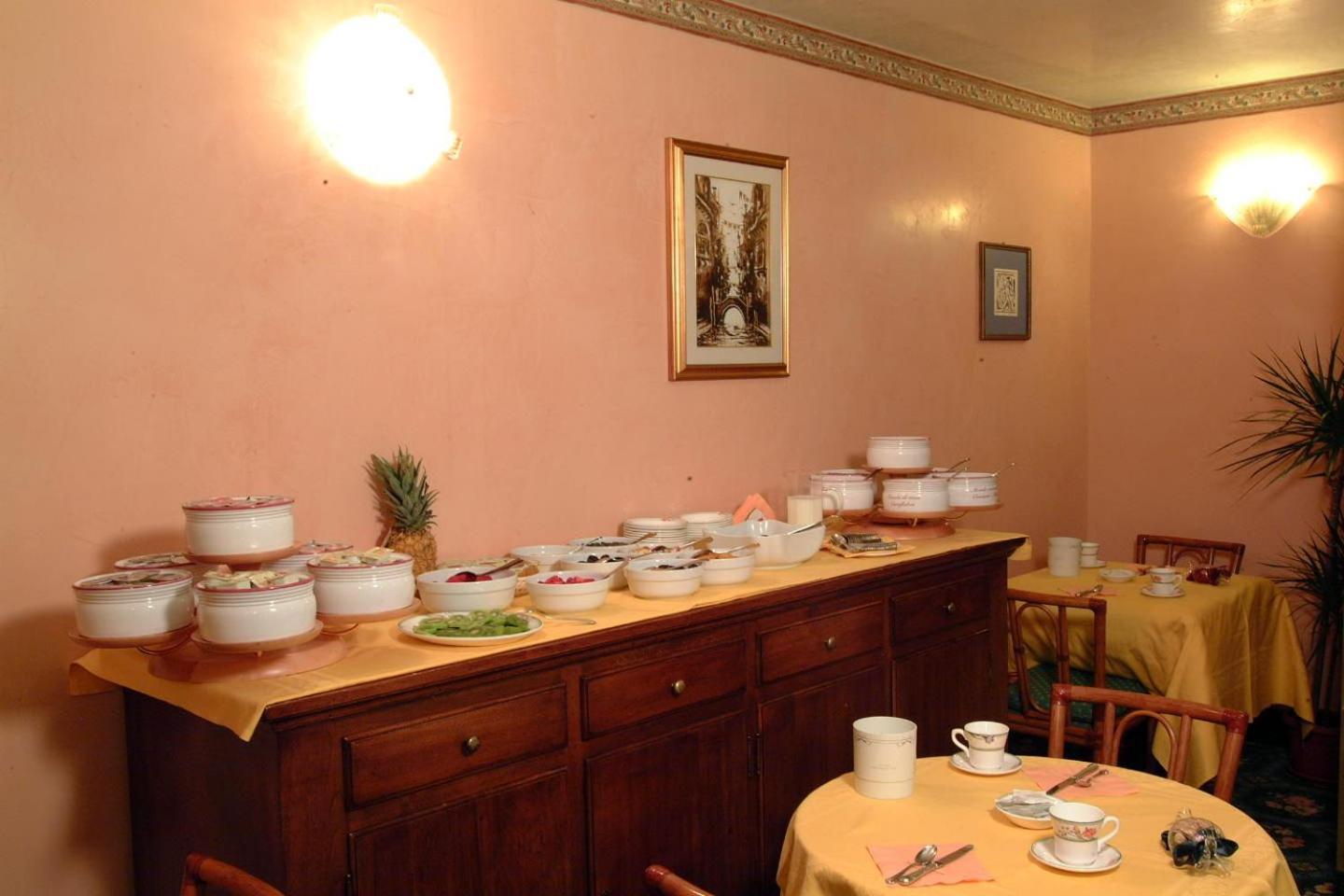 Hotel Villa Tiziana Venedik-Lido Dış mekan fotoğraf