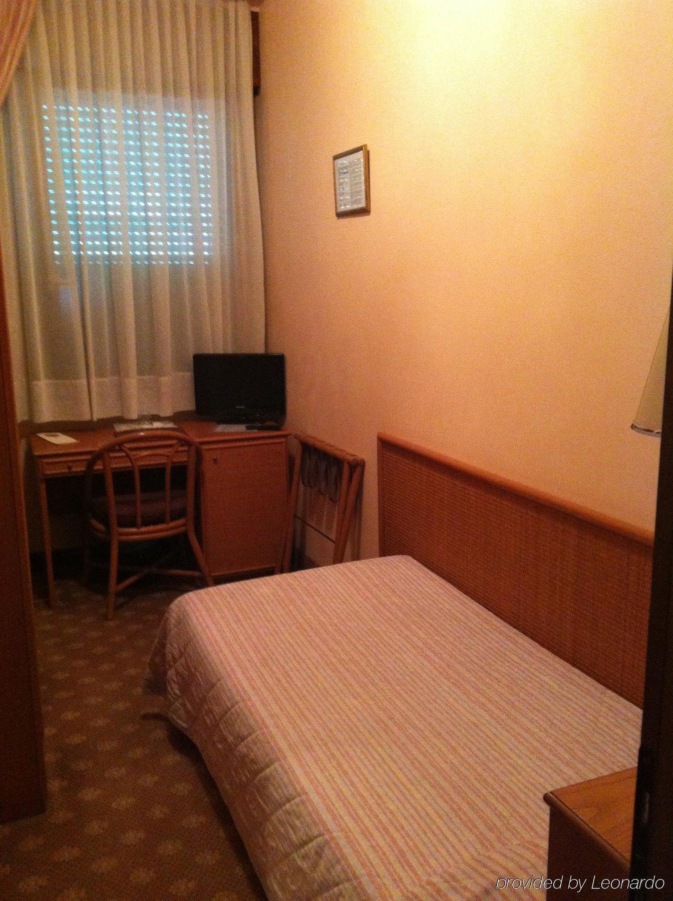 Hotel Villa Tiziana Venedik-Lido Dış mekan fotoğraf