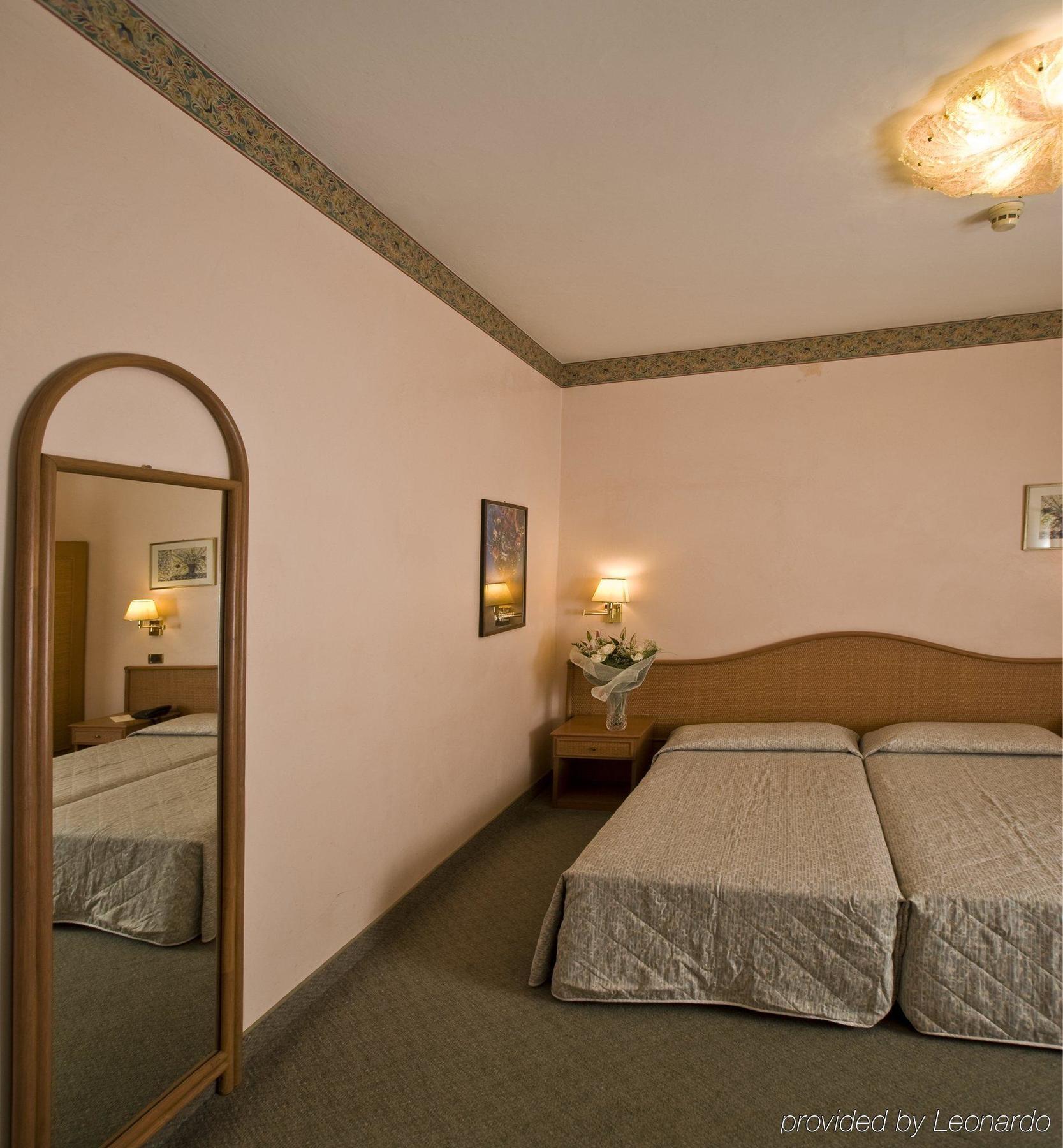 Hotel Villa Tiziana Venedik-Lido Dış mekan fotoğraf