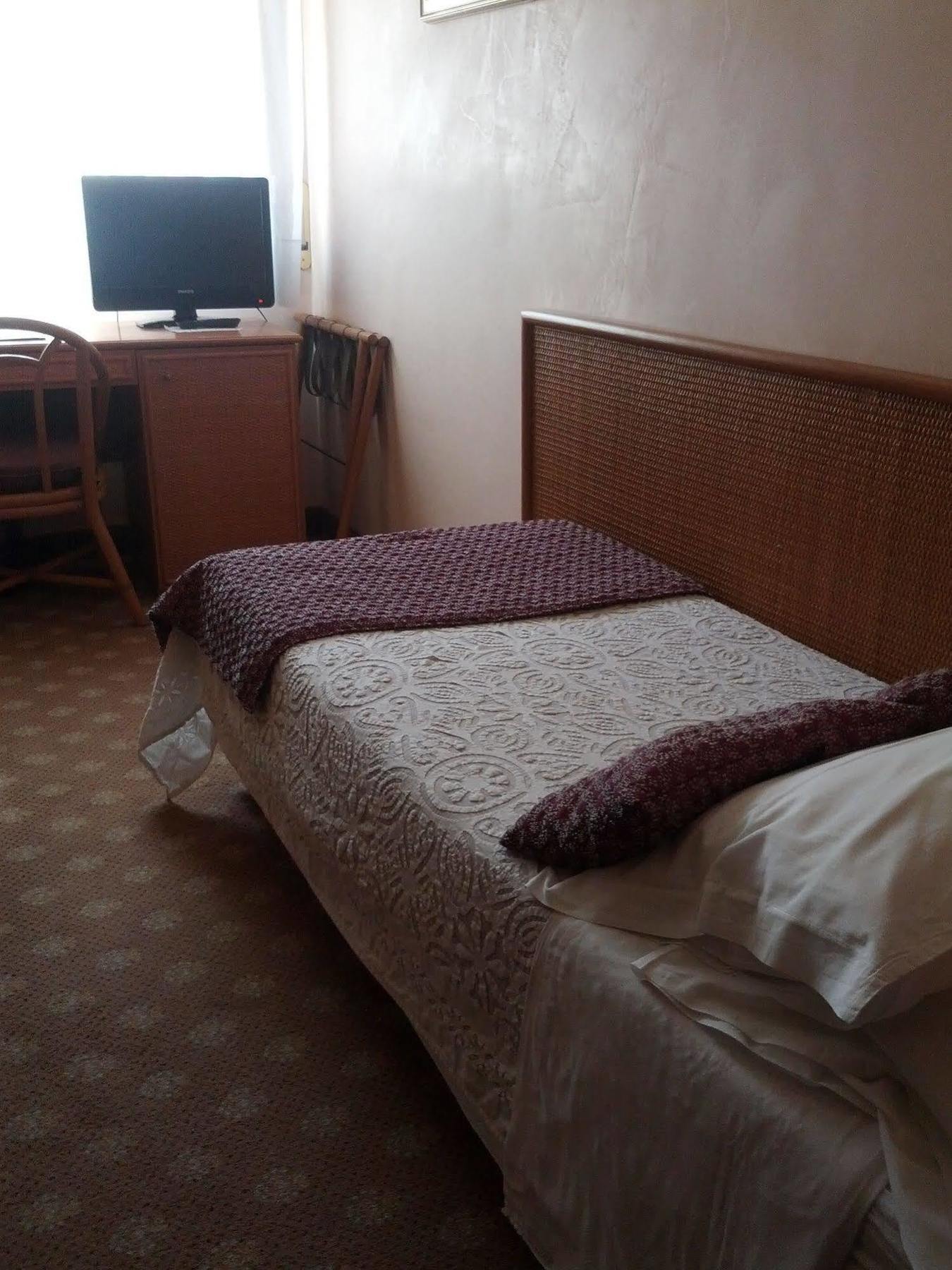 Hotel Villa Tiziana Venedik-Lido Dış mekan fotoğraf